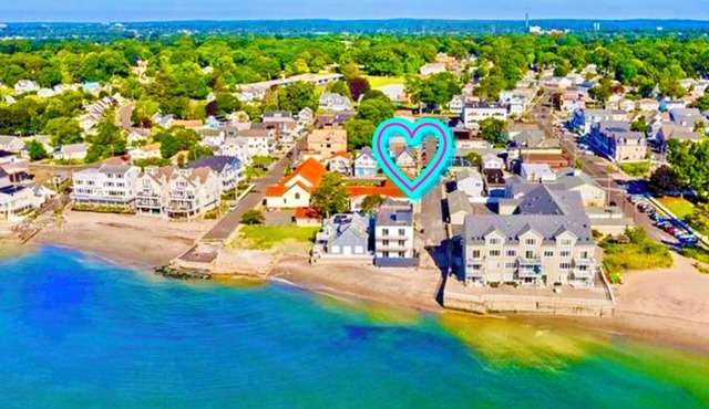 Walnut Beach Escape Fenced Oasis Yard