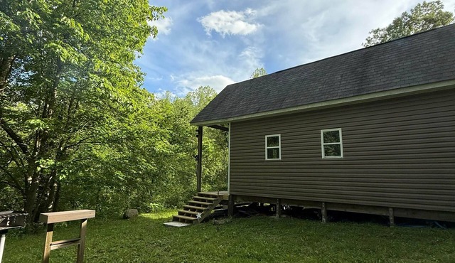 Walnut Falls Escape Cabin