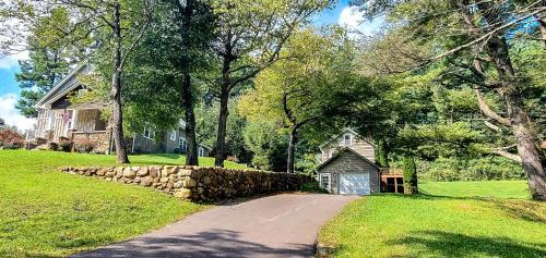 Walnut Hill Cottage