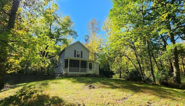 Walnut Springs | 0 Bed, 1 Bath