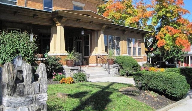 Walton Manor Inn Bed & Breakfast