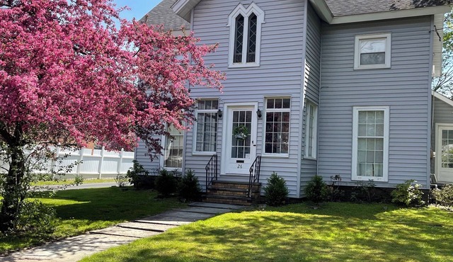 Walton Vintage House