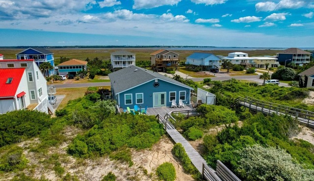 Wanda's Wish/423 Caswell Beach Road - Coastal Vacation Resorts