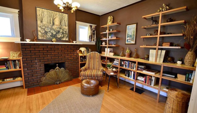 Wanderhaus - Eclectic Digs in Louisville