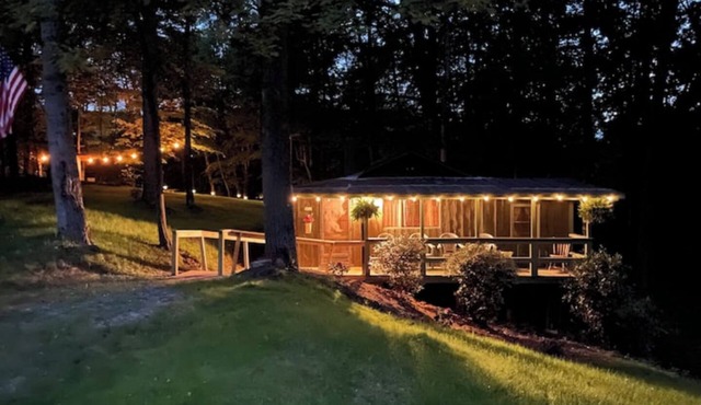 Wanderlust Cabin Just minutes from Hanging Rock