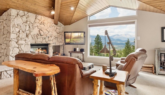 Wanderlust Luxury Vacation At Windcliff 3 Bedroom Condo by RedAwning