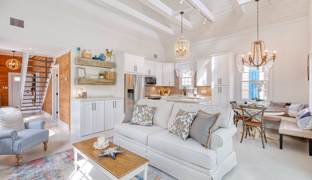 WANDERLUST ~ Stunning 3 Bed, 3 Bath Retreat in Peaceful Neighborhood w/Pool!