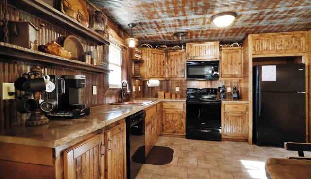 Wanderlust Suite 2 Bed 2 Bath Apt.
