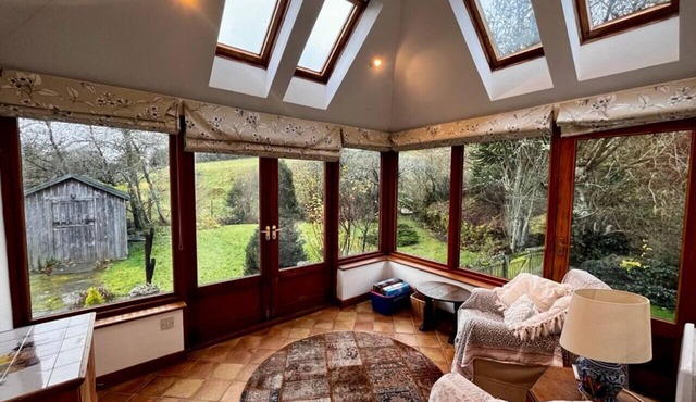 Wanton Wa's - Cottage