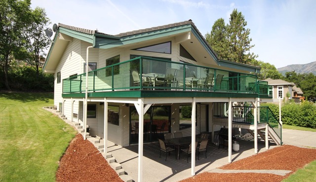 Wapato Point—Lake Chelan/Rate discount August 15-29