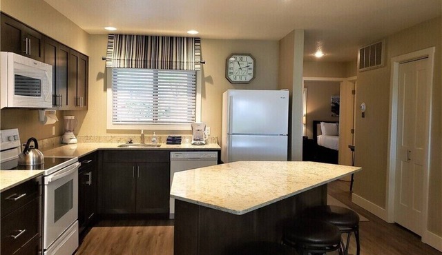 Wapato Point Resort Condo - Right on Lake Chelan!