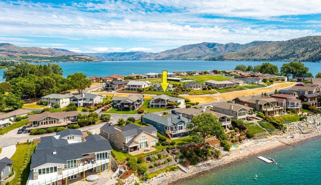 Wapato Point Vacation Home! Big Views-Resort Amenities-Short walk to Manson!