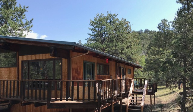 Wapiti Getaway near Mount Princeton Hot Springs, Nathrop, With private hot tub