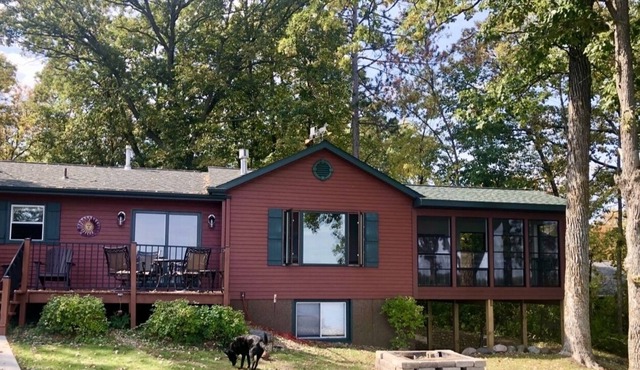 Wapo Cottage, your home on the Lake!