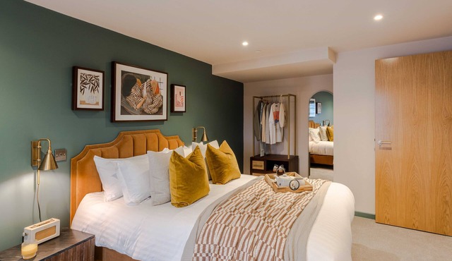 Wapping Wharf | 1 Bedroom Apartment SB