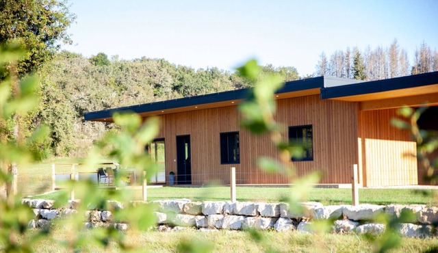 Warm, contemporary wooden house: Le Lodge du Trappon ****