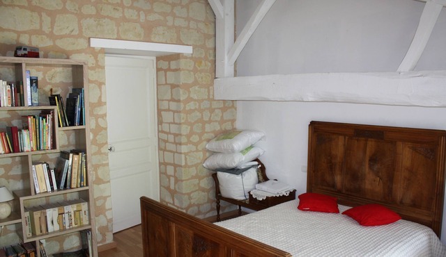 Warm, typical gîte, completely renovated