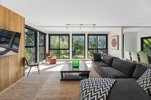 Warburton Stays Station Penthouse