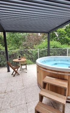 Warburton Stays Treetop Spa