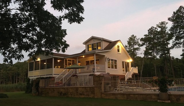 Ware Haven Cottage On The Ware River With Pool, Pier, And Kayaks.