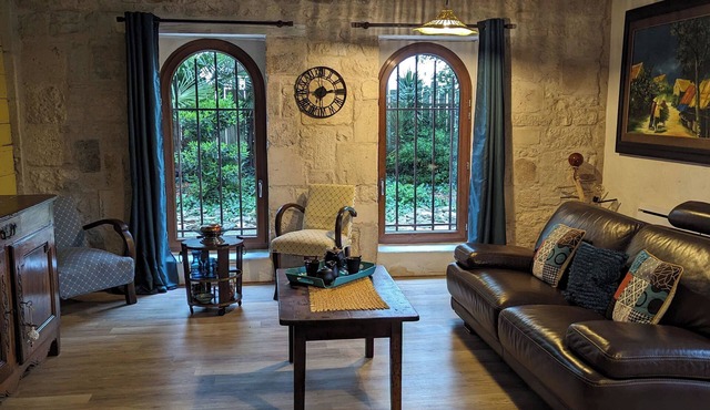 Warm 2 bedroom stone house with garden - Dodo et Tartine