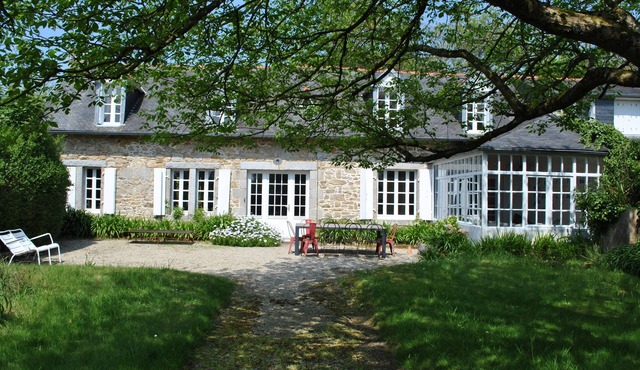 warm and authentic cottage located 800m from the dunes of Keremma