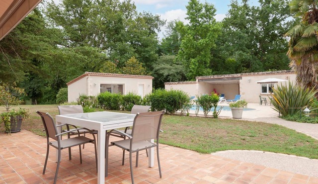 Warm and Bright "Zen" Room