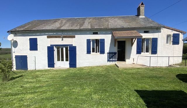 Warm and invigorating cottage in the heart of Morvan