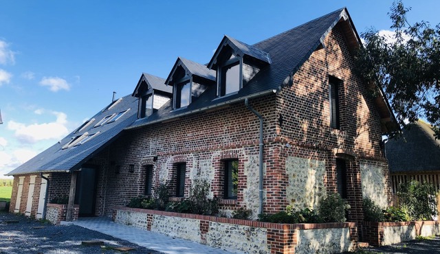 Warm and luminous cottage: La laiterie