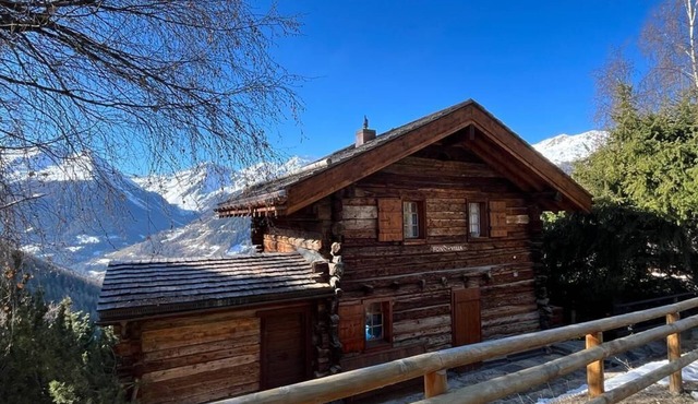 Warm and welcoming 3-storey chalet in a quiet location in Saint-Luc, sleeps 7.Exterior: Individual c