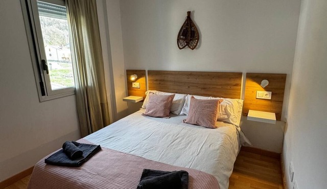 Warm apartment in the mountains, with great hiking trails around.