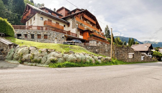 Warm apartment nestled in the heart of Megeve