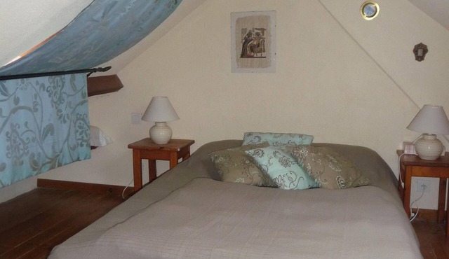 warm apartment on the banks of the RANCE