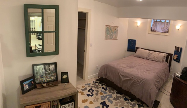 Warm Comfy Home less than 3 miles from West Hampton beach