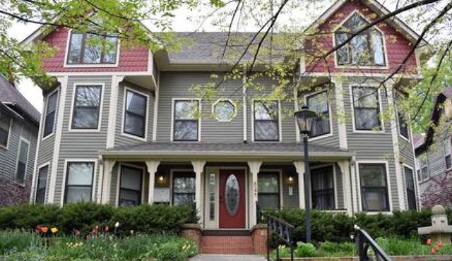 Warm & Cozy 3 Bedroom Condo*