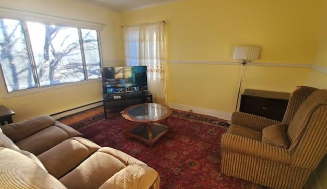 Warm & Cozy Apartment River View, with Parking