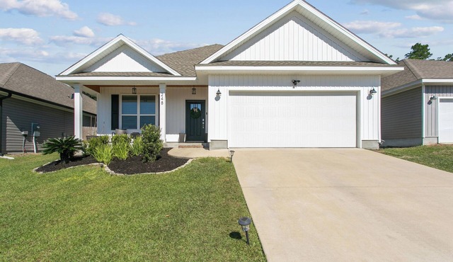 Warm & cozy new 4BR, Open concept - Fully equipped