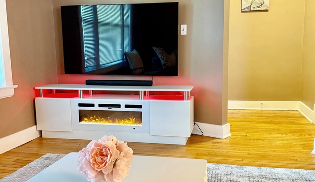 Warm & Inviting Fresh 2BR With All Essentials Central St.Paul Stay