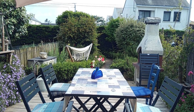 Warm listed house near the beach and shops swimming pool (equipped for children)