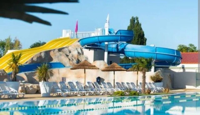 Warm MobileHome at La Palmyre