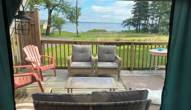 Warm Ocean Waters | Cozy Cottage for Family Getaways