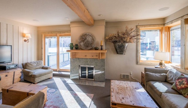 Warm Springs Condo! Walking Distance to Chairlift!
