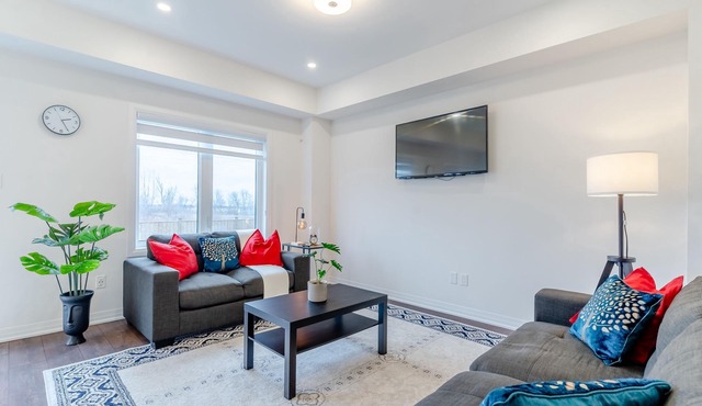 Warm & Stylish Winter Getaway | Luxury 4BR Home | Spotless | 100% Private