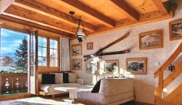 Warm Timbers Flat With Generous Living Area