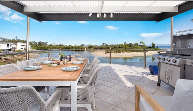 Warrahwillah – waterfront, amazing views