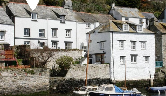 Warren Cottage, in the pretty village of Polperro
