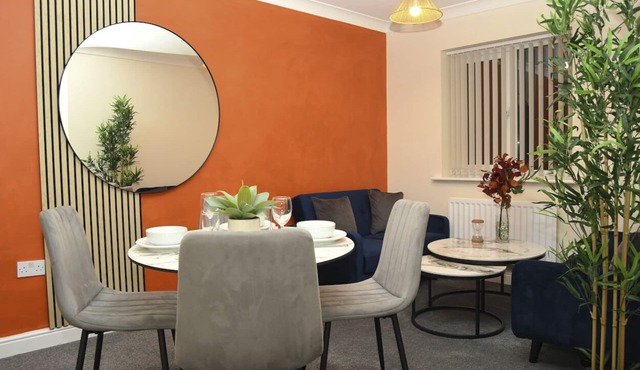 Warrington Suites by Relax Stays