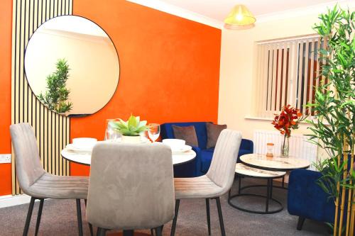 Warrington Suites by Relax Stays