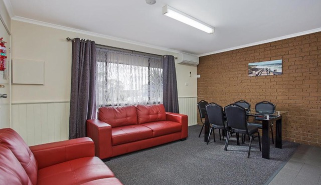 Warrnambool Motel and Holiday Park