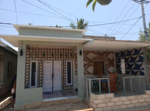 Waru Homestay Gili Gede